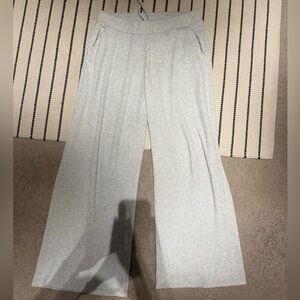 Abercrombie & Fitch Light Gray Wide-Leg Pants